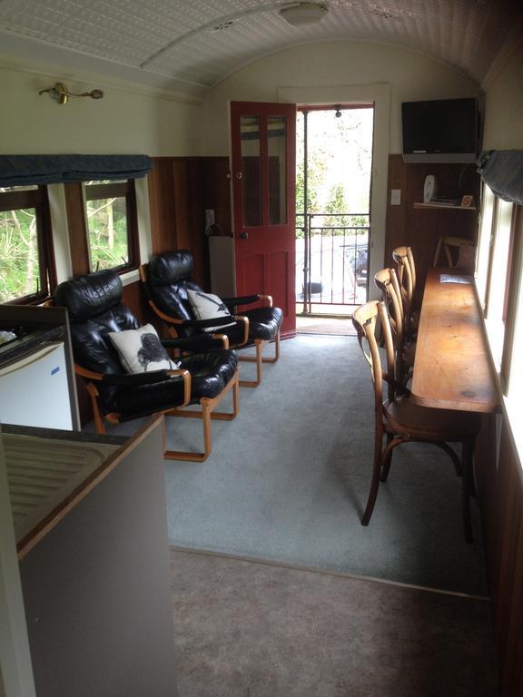 وايتومو كيفز Woodlyn Park Motel المظهر الخارجي الصورة