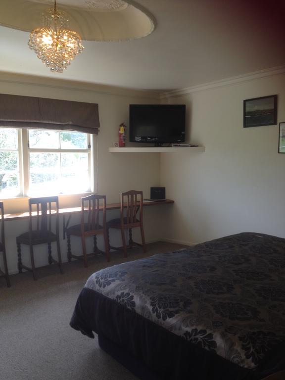 وايتومو كيفز Woodlyn Park Motel المظهر الخارجي الصورة