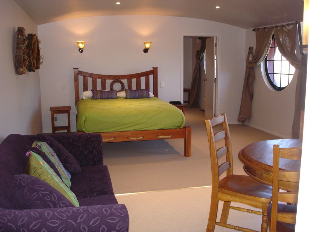 وايتومو كيفز Woodlyn Park Motel المظهر الخارجي الصورة